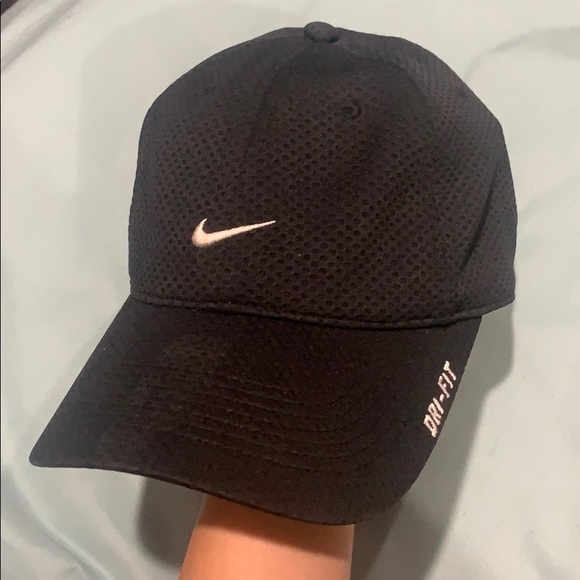 nike hat with velcro strap